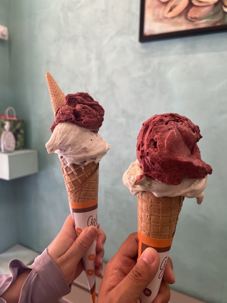 Interno gelateria Golosia